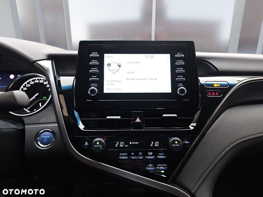 Toyota Camry 2.5 Hybrid Comfort CVT - 17