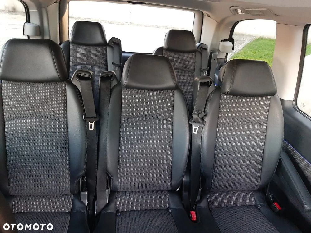 Mercedes-Benz Viano 3.0 CDI DPF kompakt Automatik Trend Edition - 32