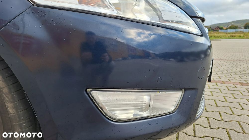 Ford Mondeo 2.0 Ambiente - 17