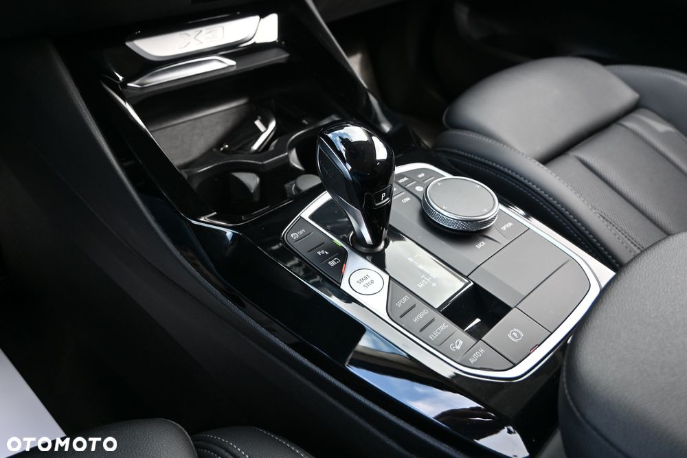 BMW X3 xDrive30e Business Edition sport - 13