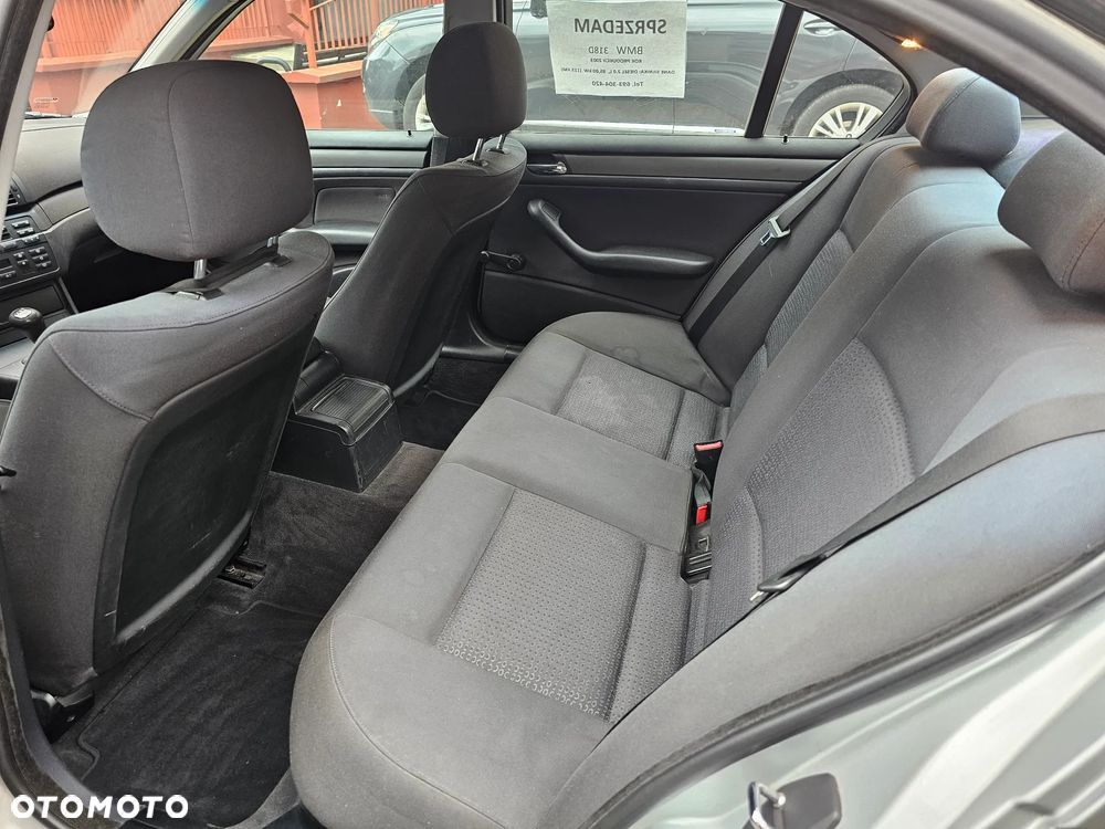 BMW Seria 3 318d - 9