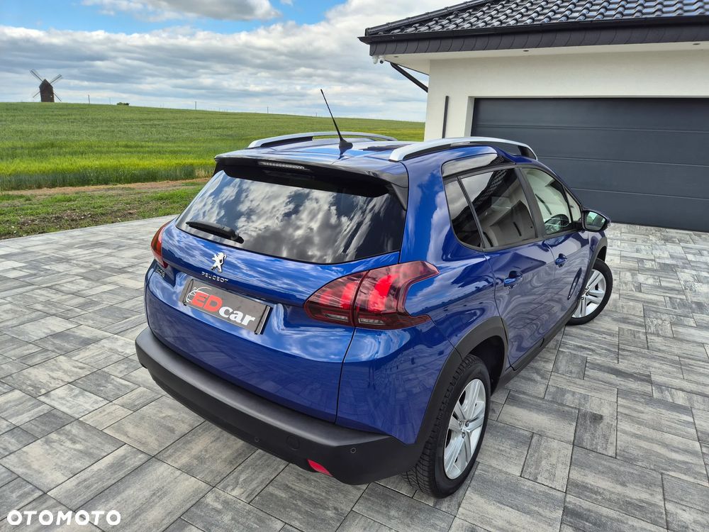 Peugeot 2008 BlueHDi 100 STOP & START Signature - 16