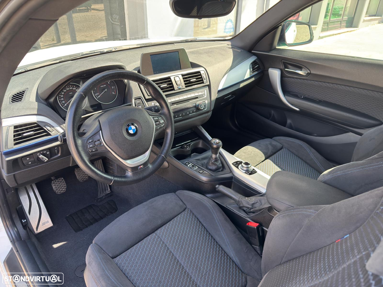 BMW 120 d xDrive Pack M - 13