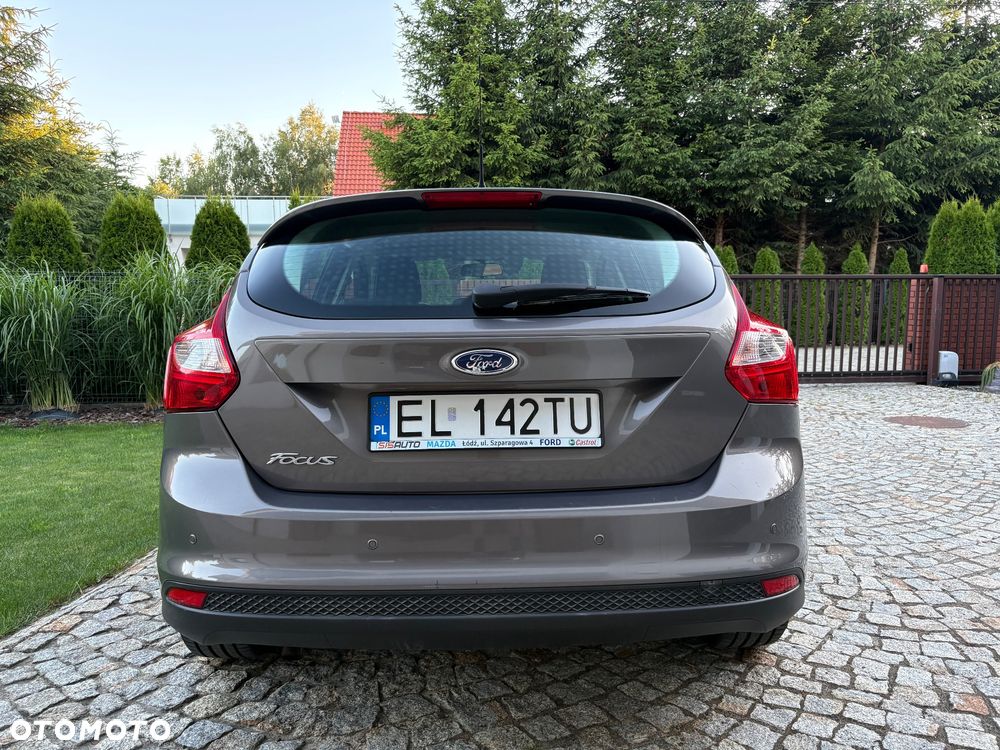 Ford Focus 1.6 Trend - 10