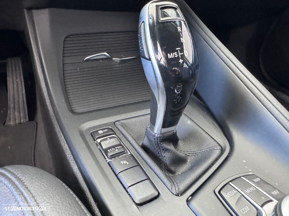 BMW X1 16 d sDrive Line Sport Auto - 17