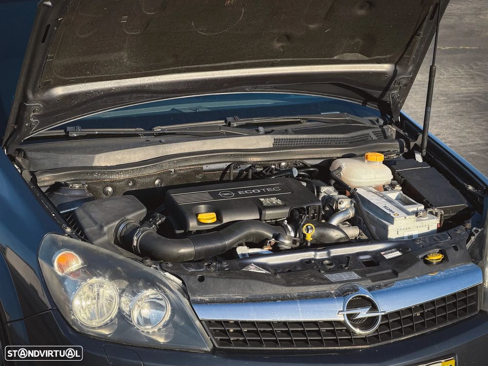 Opel Astra GTC 1.7 CDTI - 10