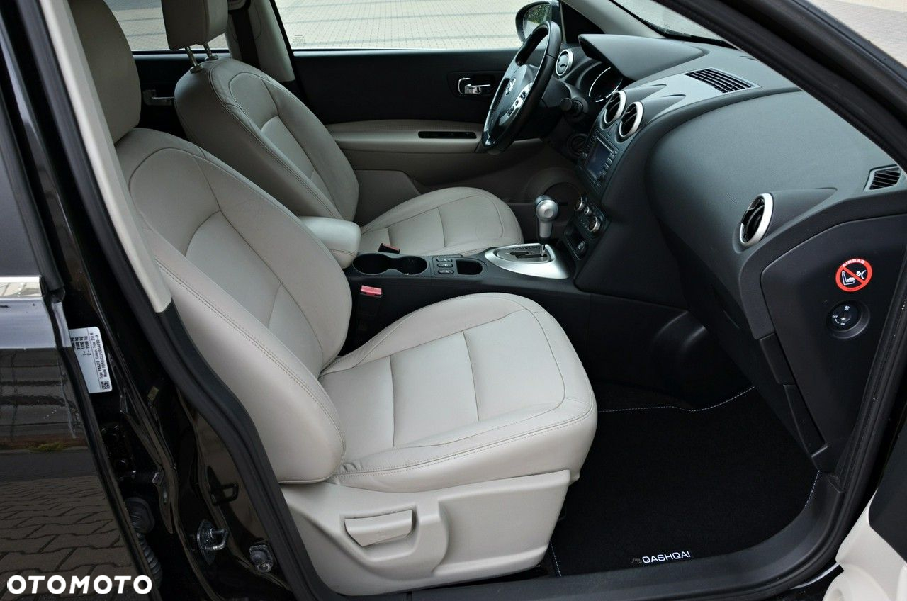 Nissan Qashqai 2.0 CVT tekna - 6