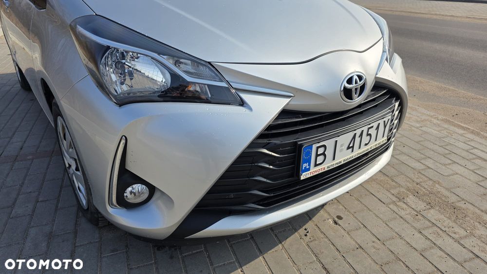 Toyota Yaris 1.5 Premium - 5