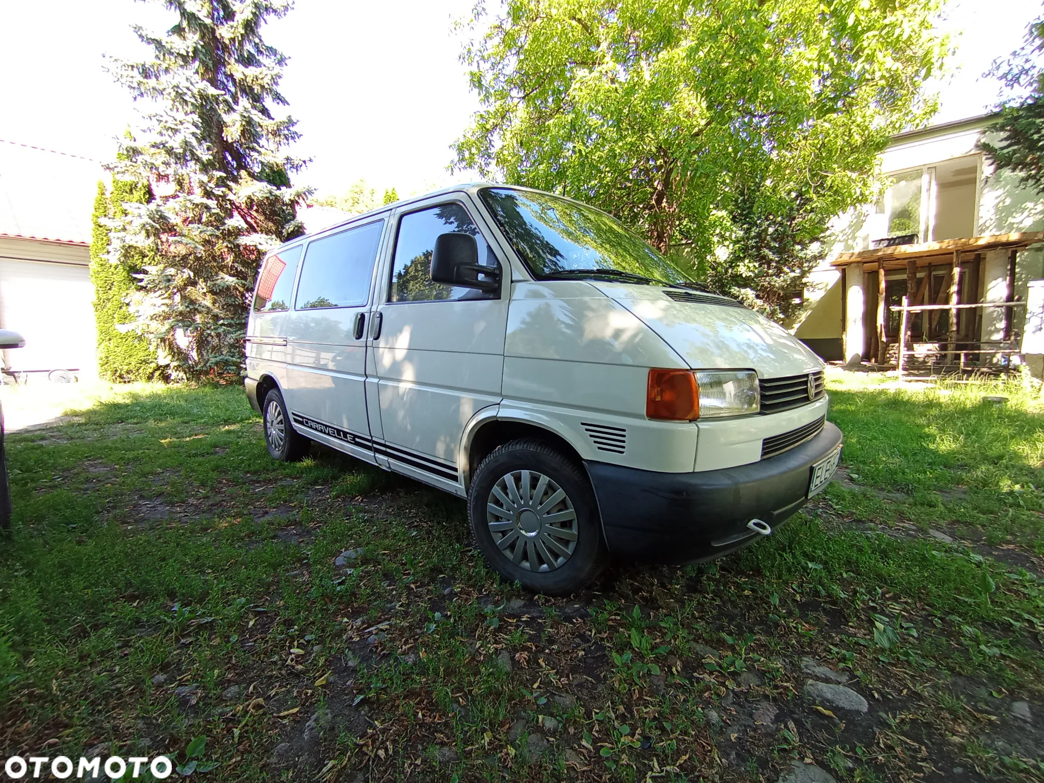 Volkswagen Caravelle - 2