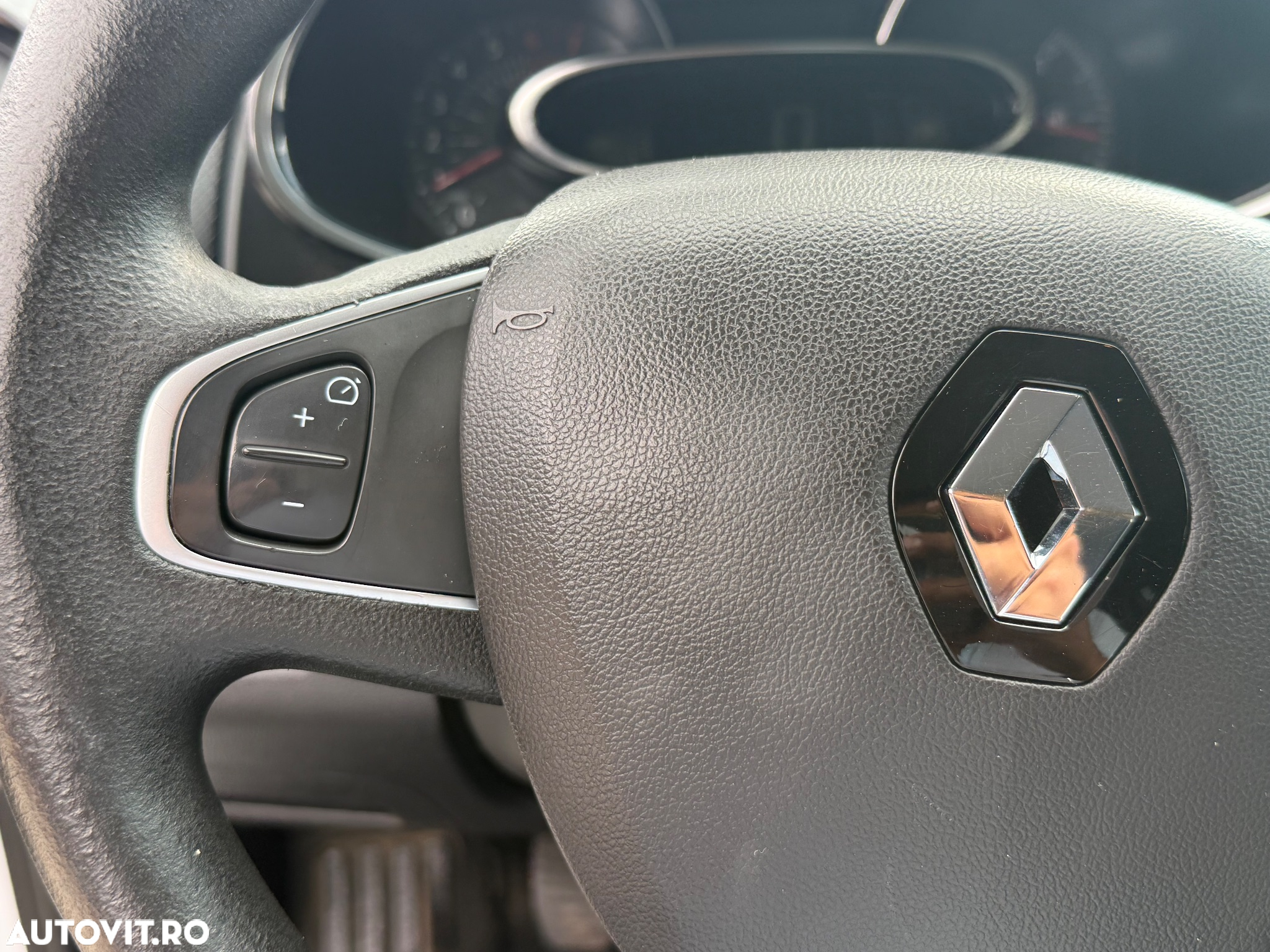Renault Clio (Energy) TCe 75 Start & Stop LIFE - 5