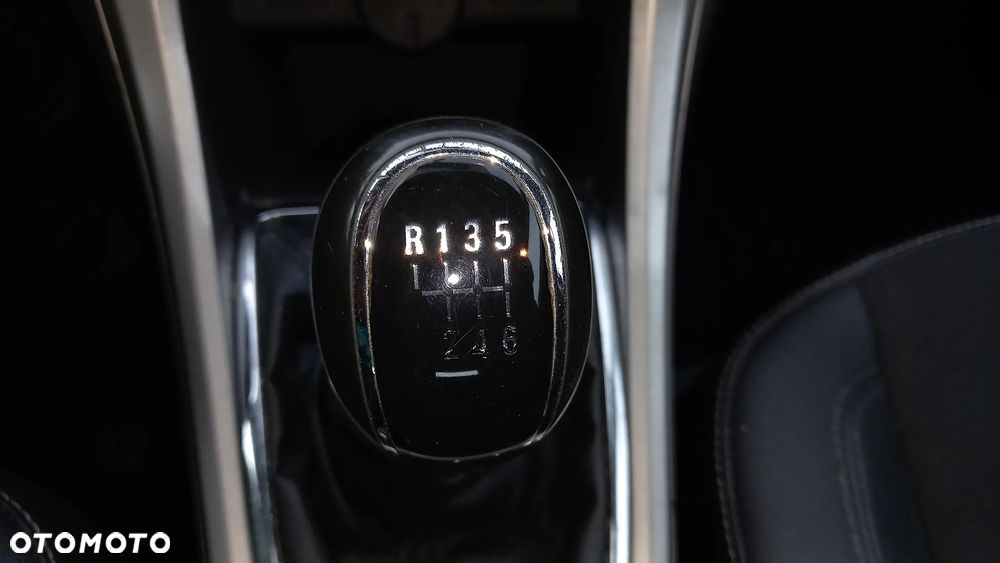 Opel Astra 1.7 CDTI DPF White Edition - 19