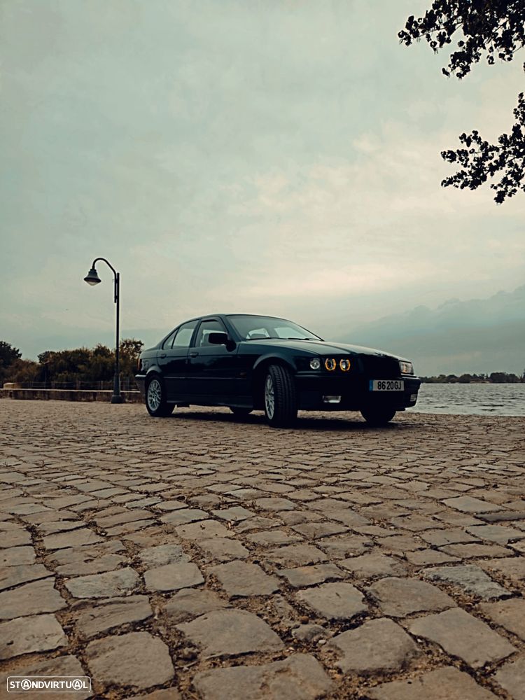 BMW 318 tds - 18