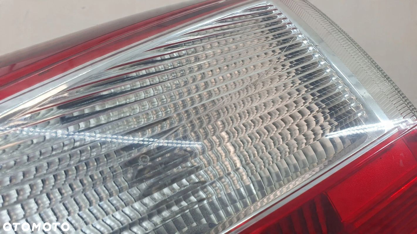 Ford Grand C-MAX MK2 II 10-15 prawa lampa tylna tył w klape $ - 4