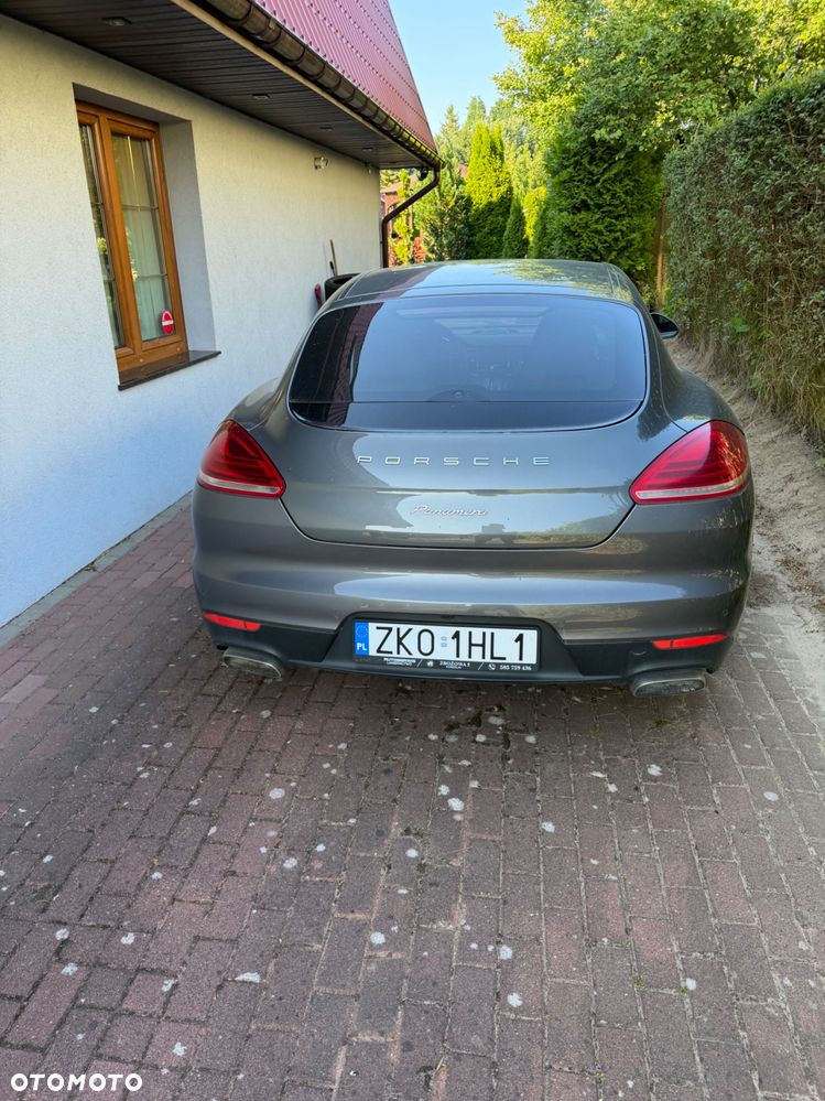 Porsche Panamera - 5