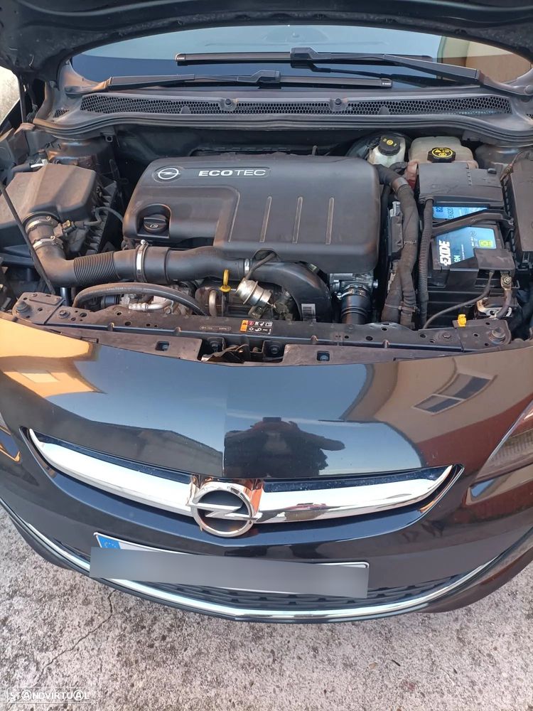 Opel Astra Sports Tourer - 3