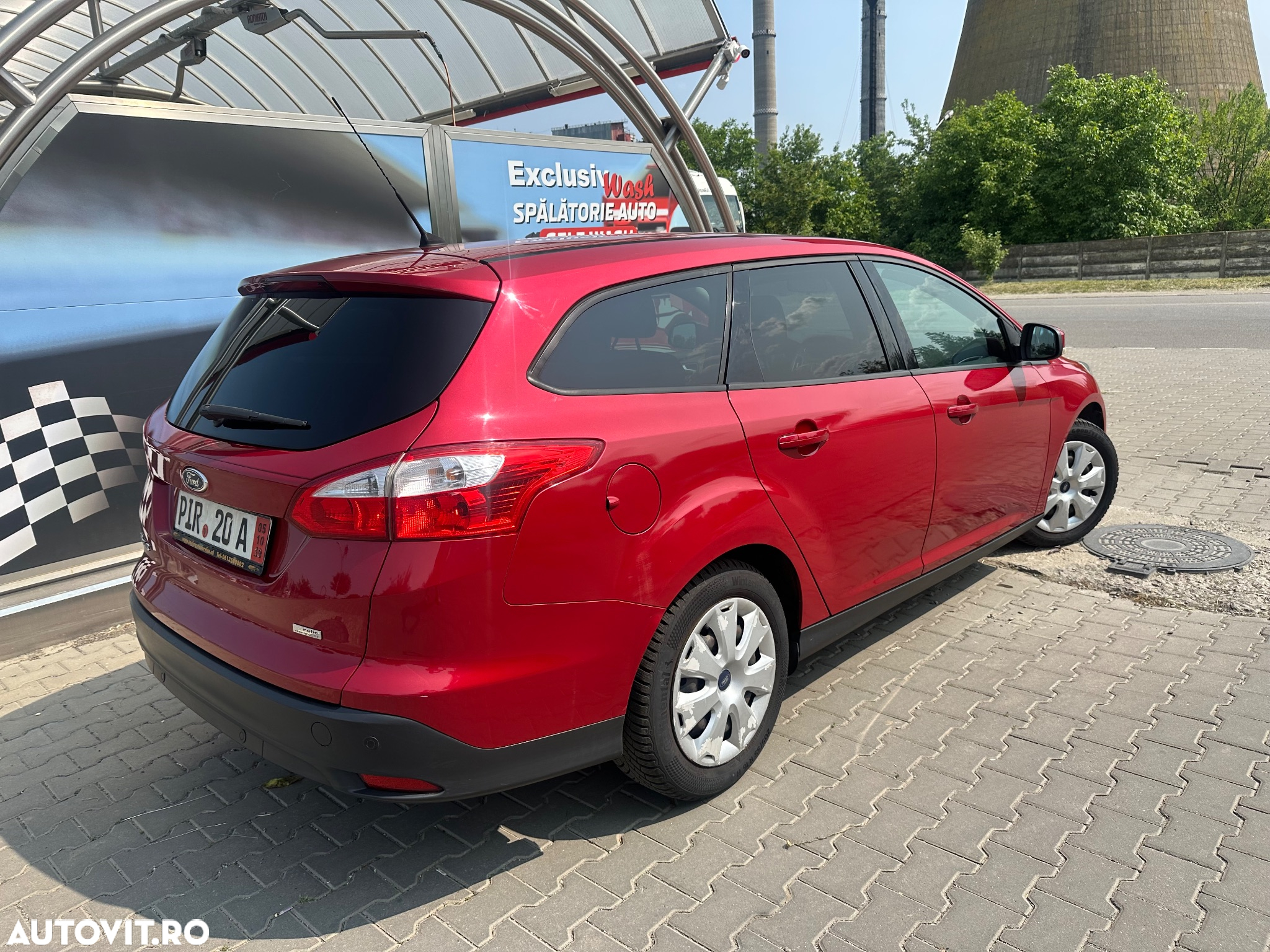 Ford Focus Turnier 1.0 EcoBoost Start-Stopp-System SYNC Edition - 3
