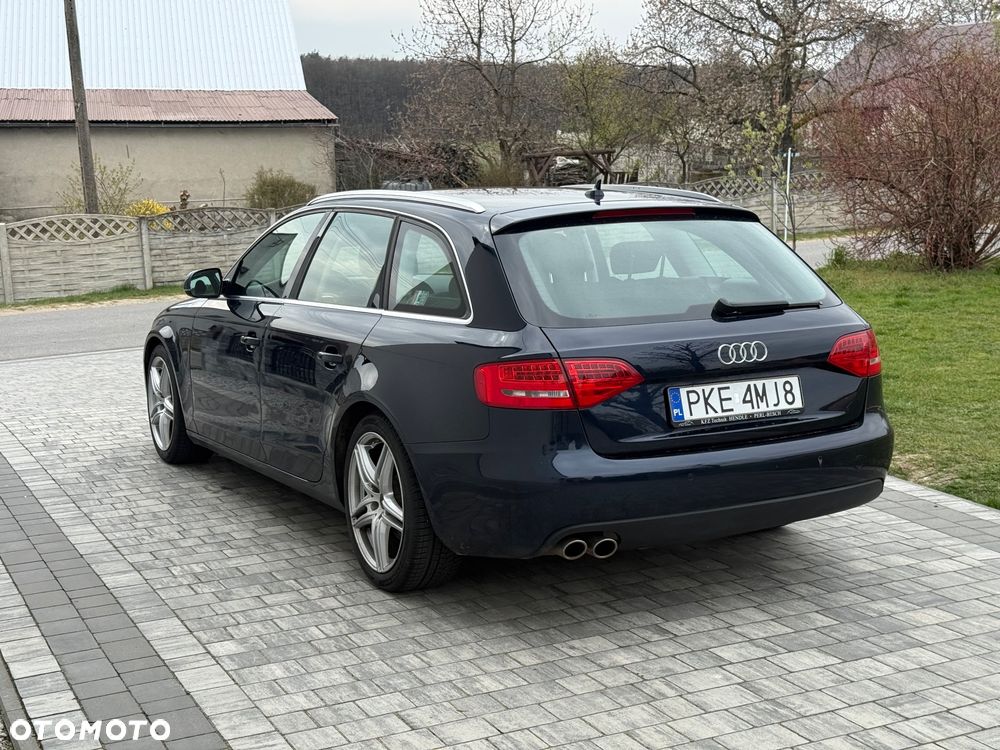 Audi A4 Avant 2.0 TDI DPF Ambition - 6