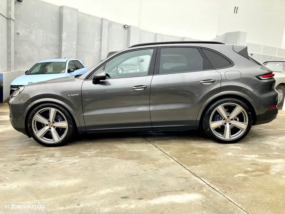 Porsche Cayenne E-Hybrid - 6