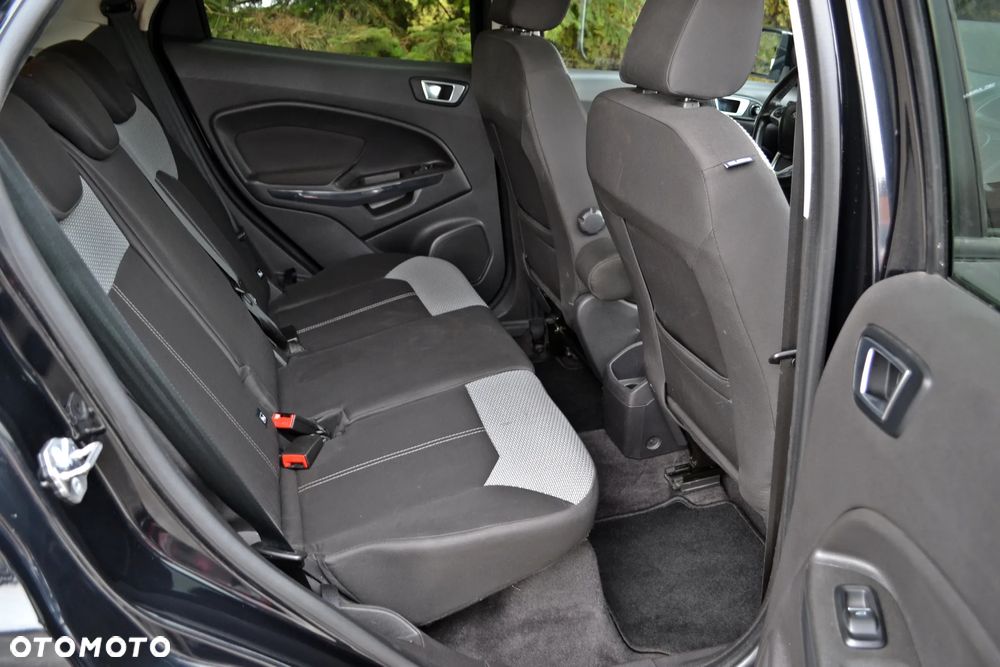Ford EcoSport - 24