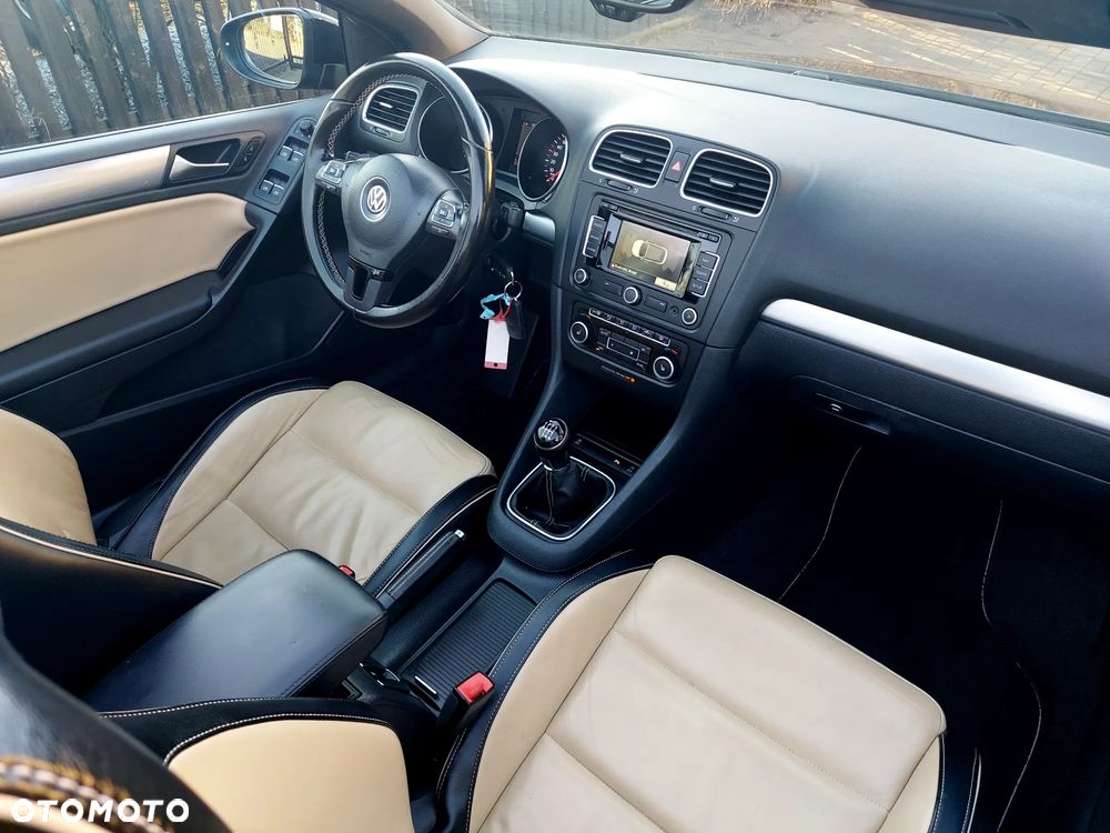 Volkswagen Golf Cabrio 2.0 TDI BlueMotion Technology Exclusive - 21