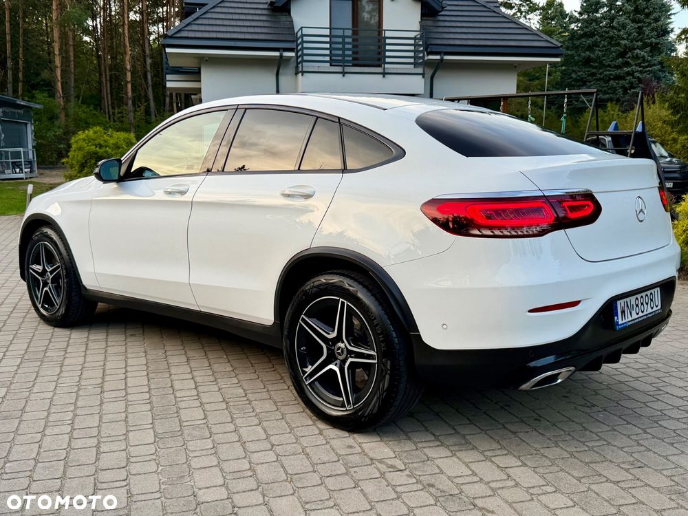 Mercedes-Benz GLC - 12