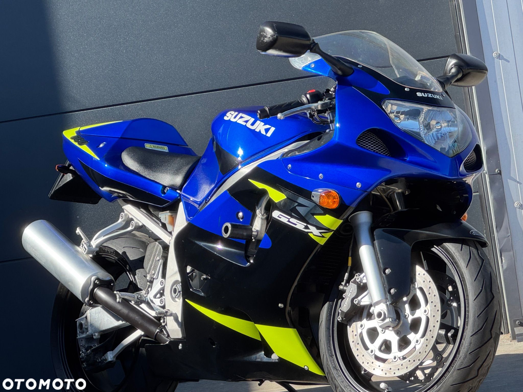 Suzuki GSX-R - 1
