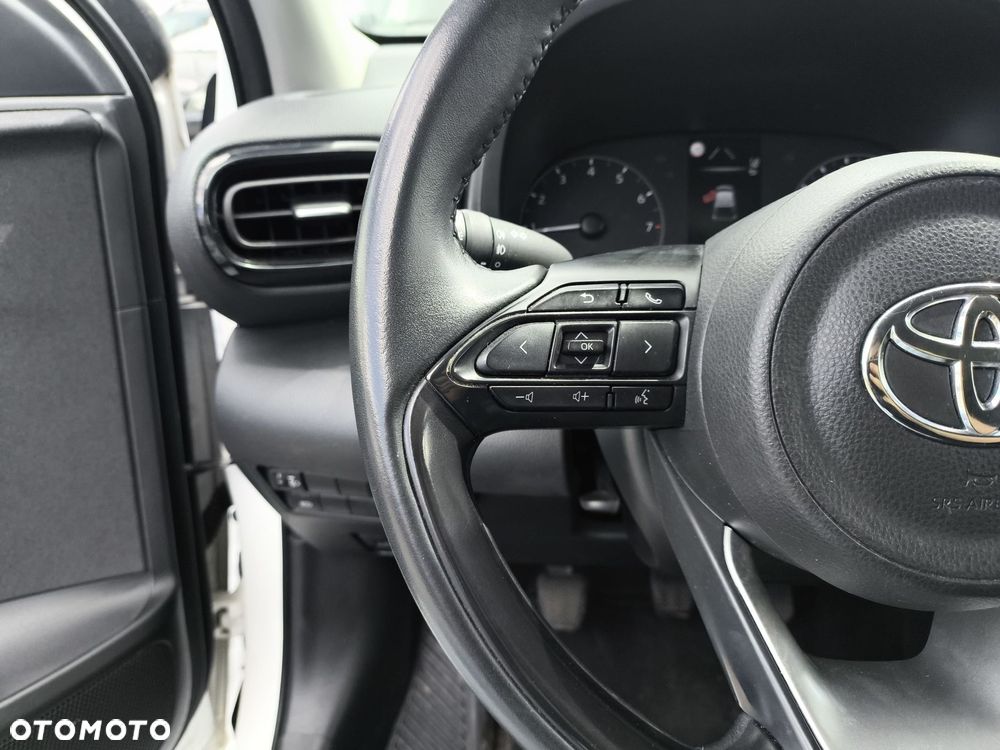 Toyota Yaris - 17