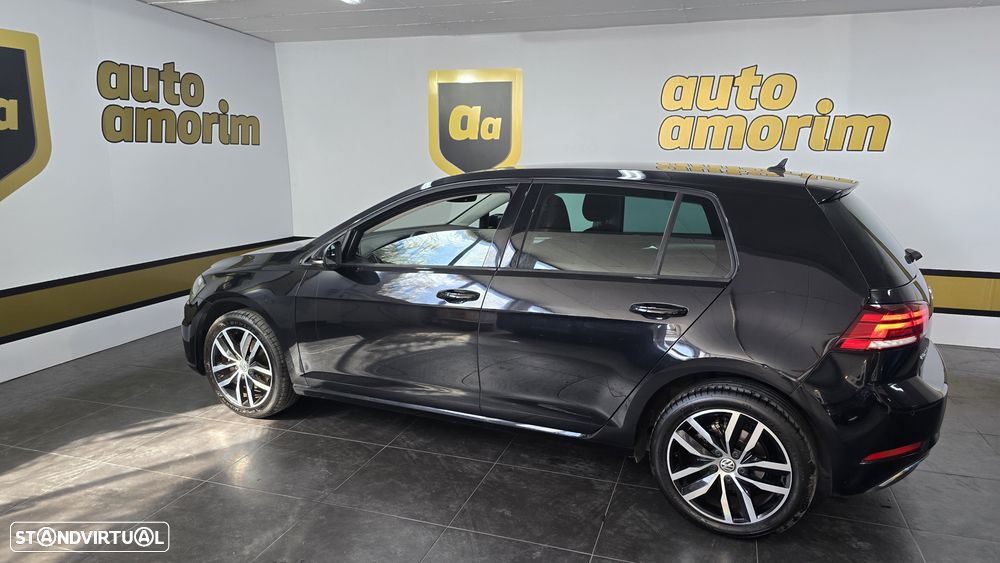 VW Golf 1.6 TDI Confortline - 12