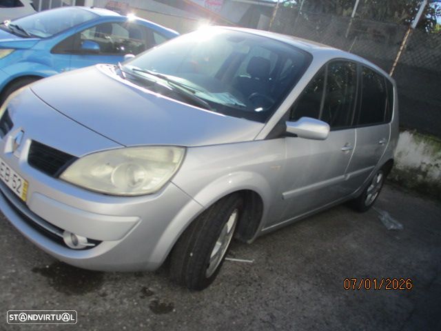 Renault Scénic 1.5 dCi Dynamique S - 5
