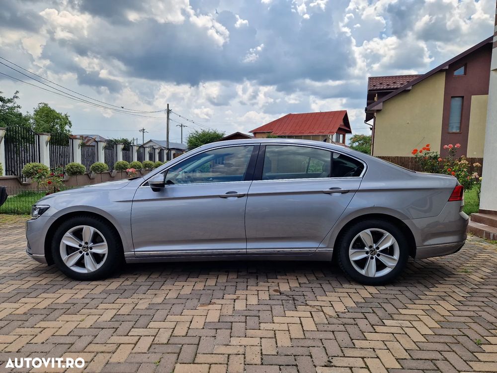 Volkswagen Passat - 2