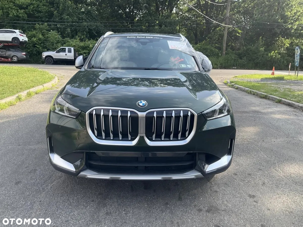 BMW X1 - 13