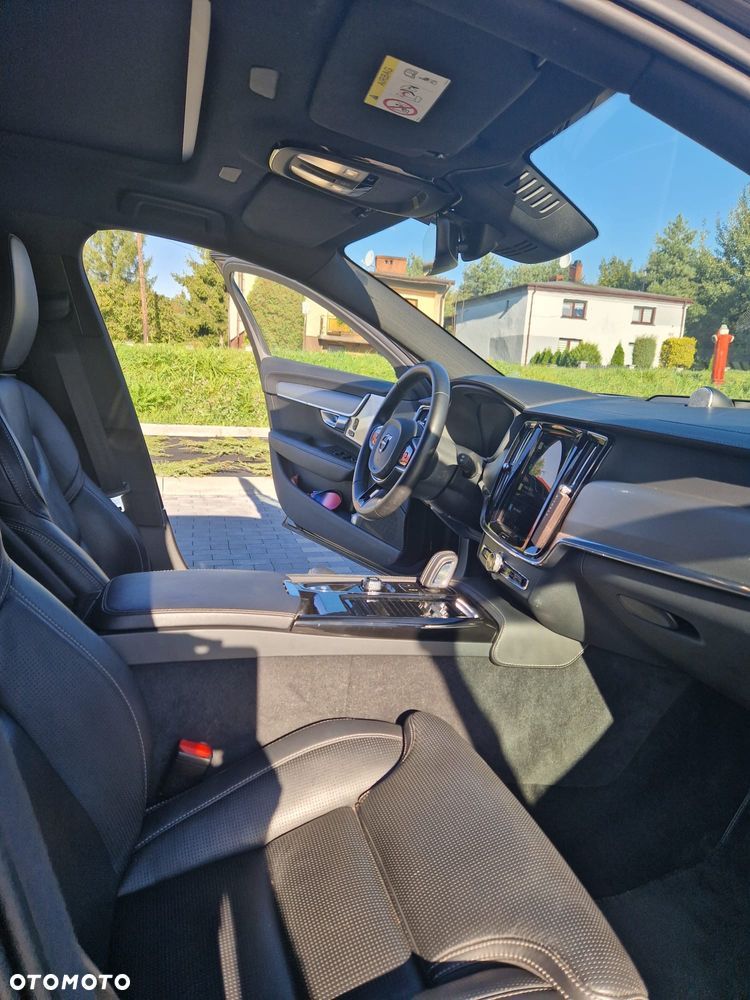 Volvo V90 T8 AWD Plug-In Hybrid R-Design - 10