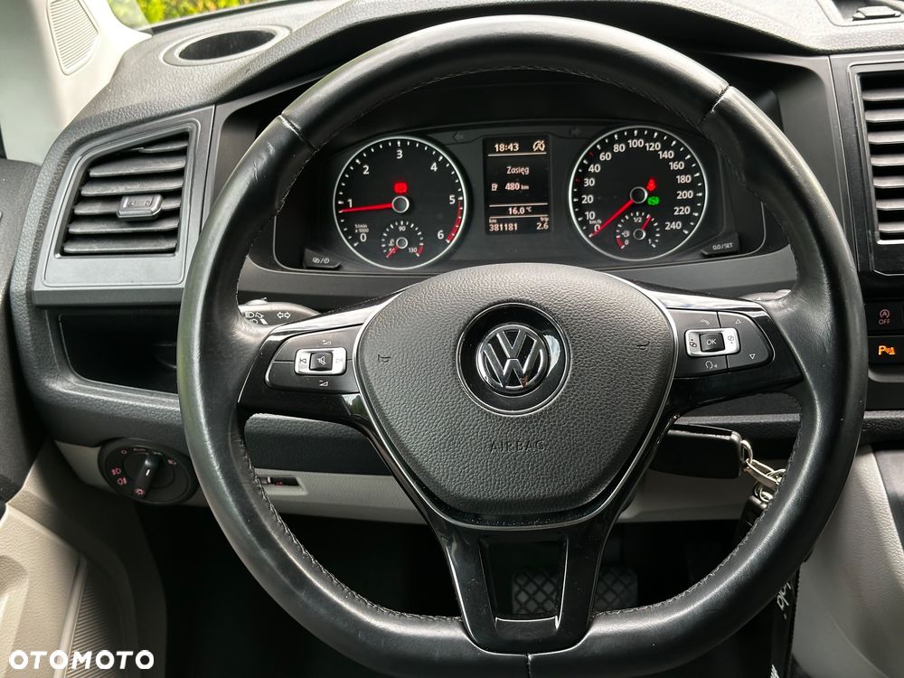 Volkswagen Transporter - 15