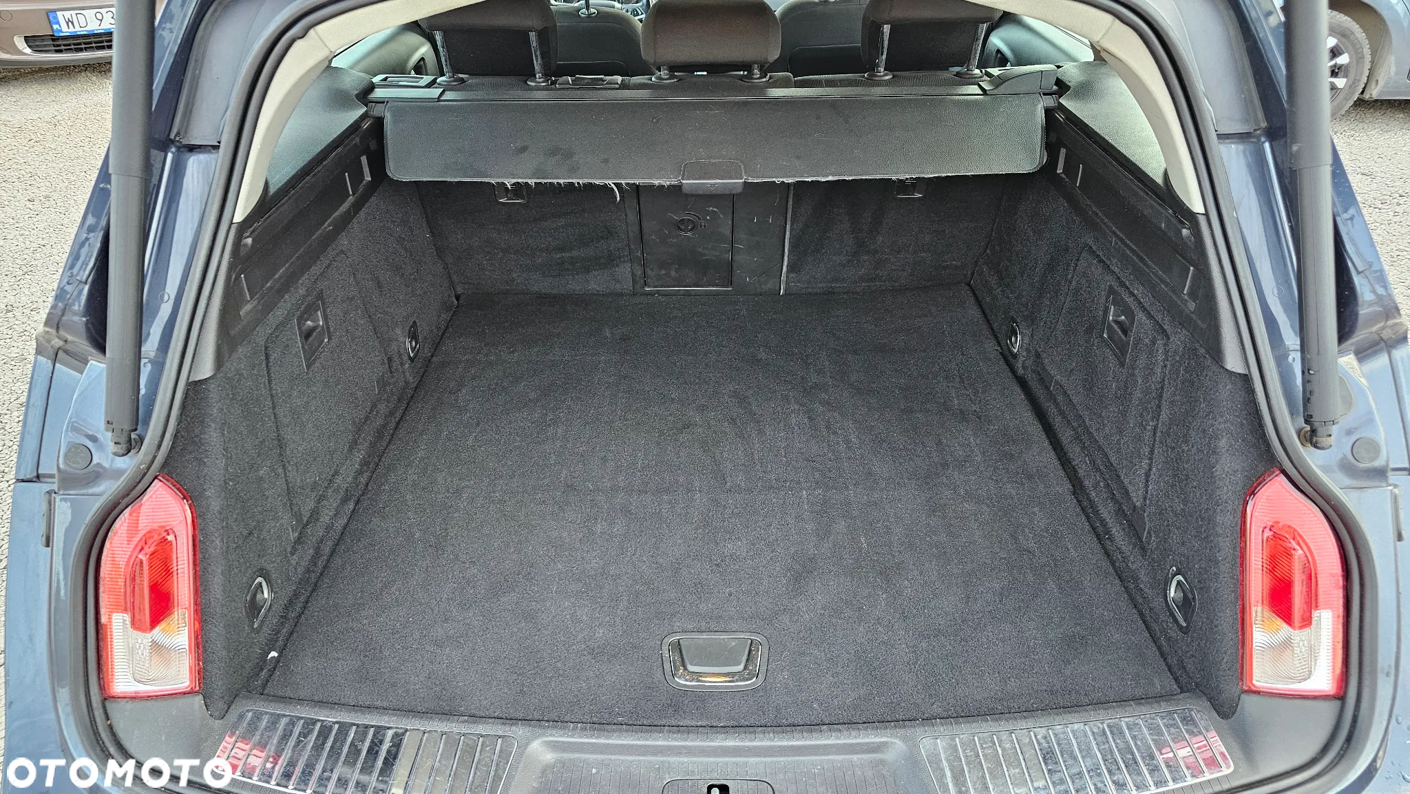 Opel Insignia 1.8 Sport - 23