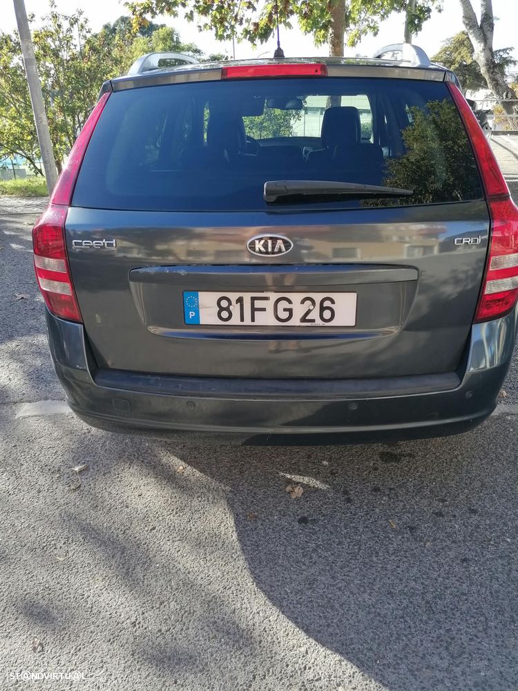 Kia Ceed Sw 2008 photo 4