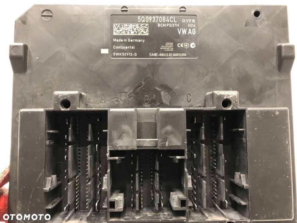 MODUŁ KOMFORTU  SKODA SUPERB III Kombi (3V5) 2015 - 2022 2.0 TSI 4x4 206 kW [280 KM] benzyna 2015 - - 3