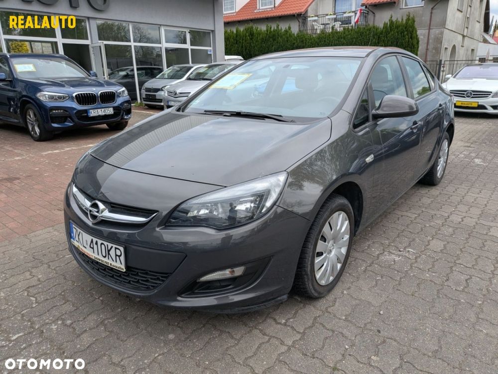 Opel Astra - 2