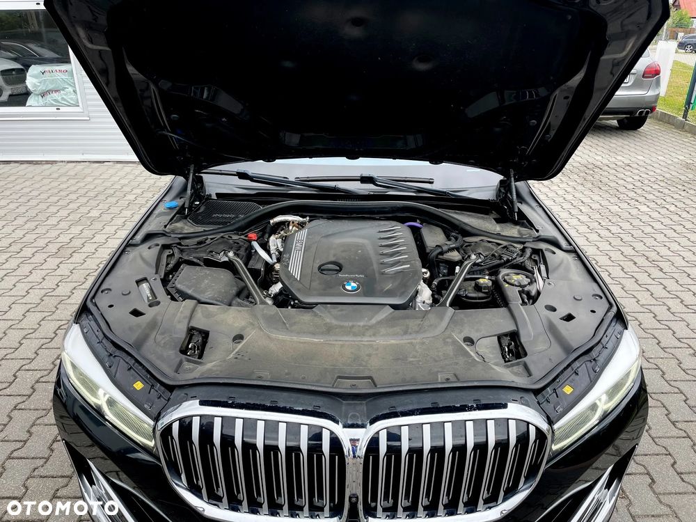 BMW Seria 7 730Ld xDrive mHEV - 22