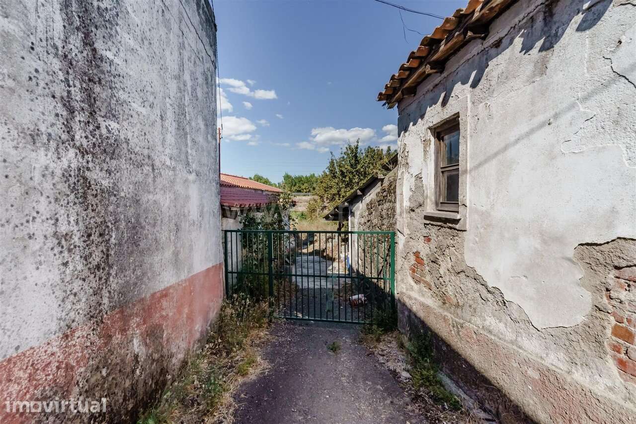 Moradia Geminada T1 / Covilhã, Covilhã e Canhoso - Grande imagem: 3/12