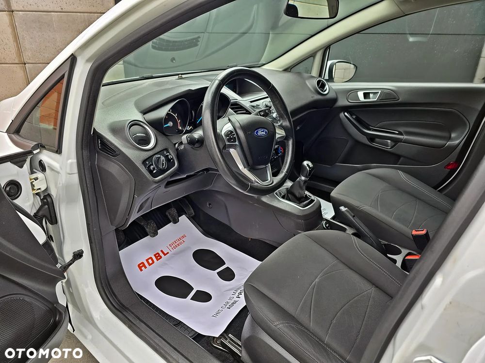 Ford Fiesta 1.25 SYNC Edition - 14