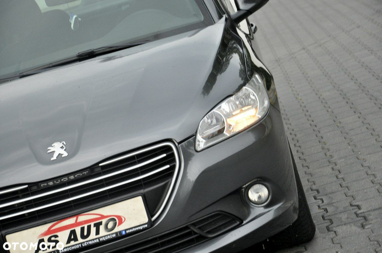 Peugeot 301 - 17
