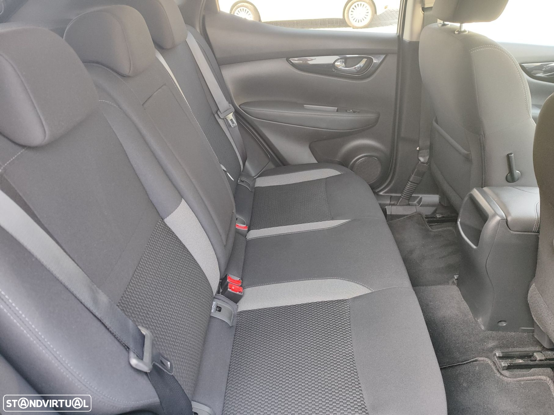 Nissan Qashqai 1.5 dCi Business Edition - 8