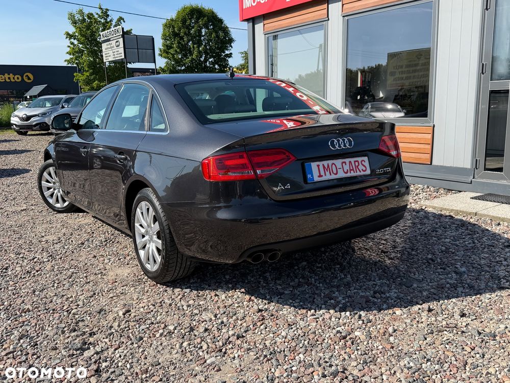 Audi A4 Limousine - 5