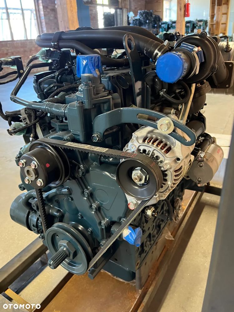 FV23% Silnik Kubota V2403-T Nowy Kompletny - 4