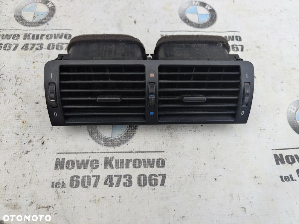 BMW E46 Kratka nawiewu środkowa wlot powietrza 8370742 - 1