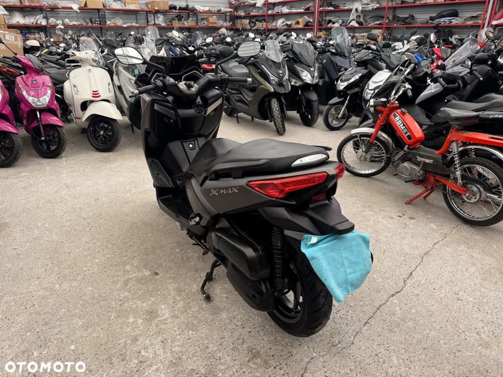 Yamaha X-max - 5