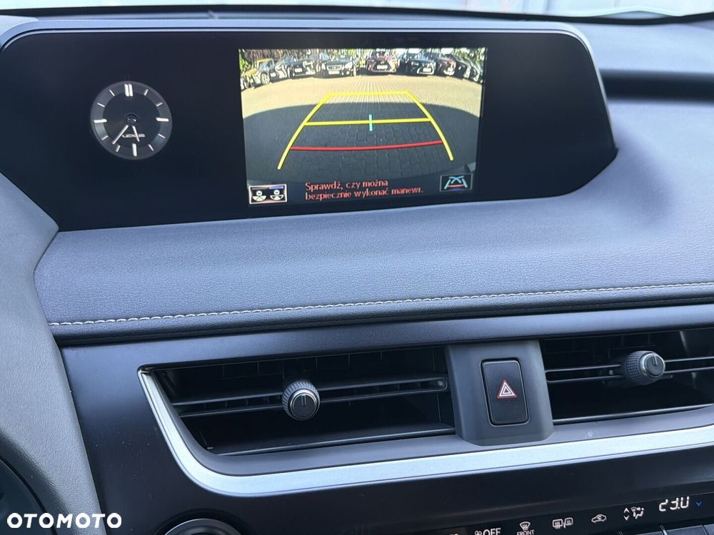 Lexus UX 200 GPF F Impression 2WD - 19
