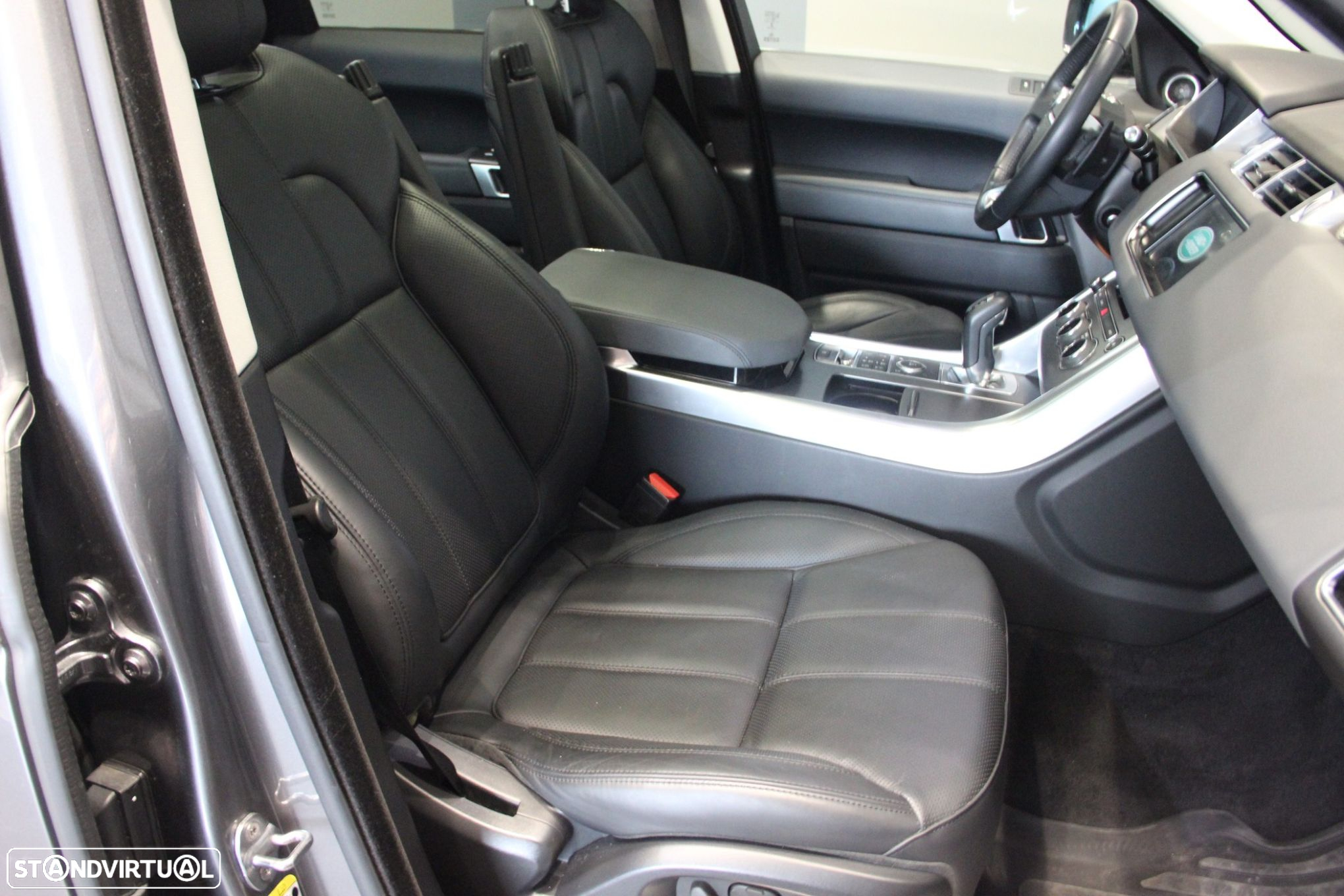 Land Rover Range Rover Sport 3.0 SDV6 HEV HSE Dynamic - 14