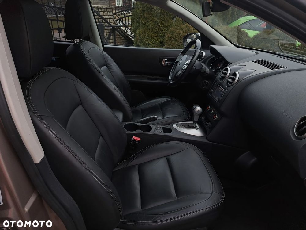 Nissan Qashqai 2.0 Tekna CVT - 19