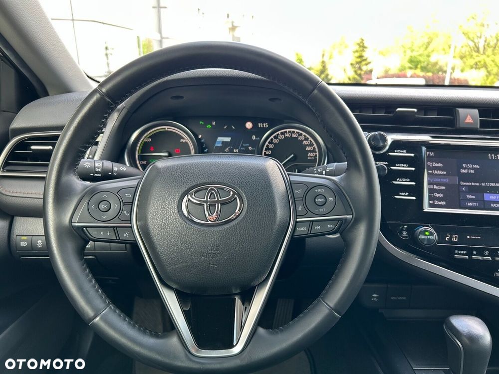 Toyota Camry 2.5 Hybrid Comfort CVT - 14
